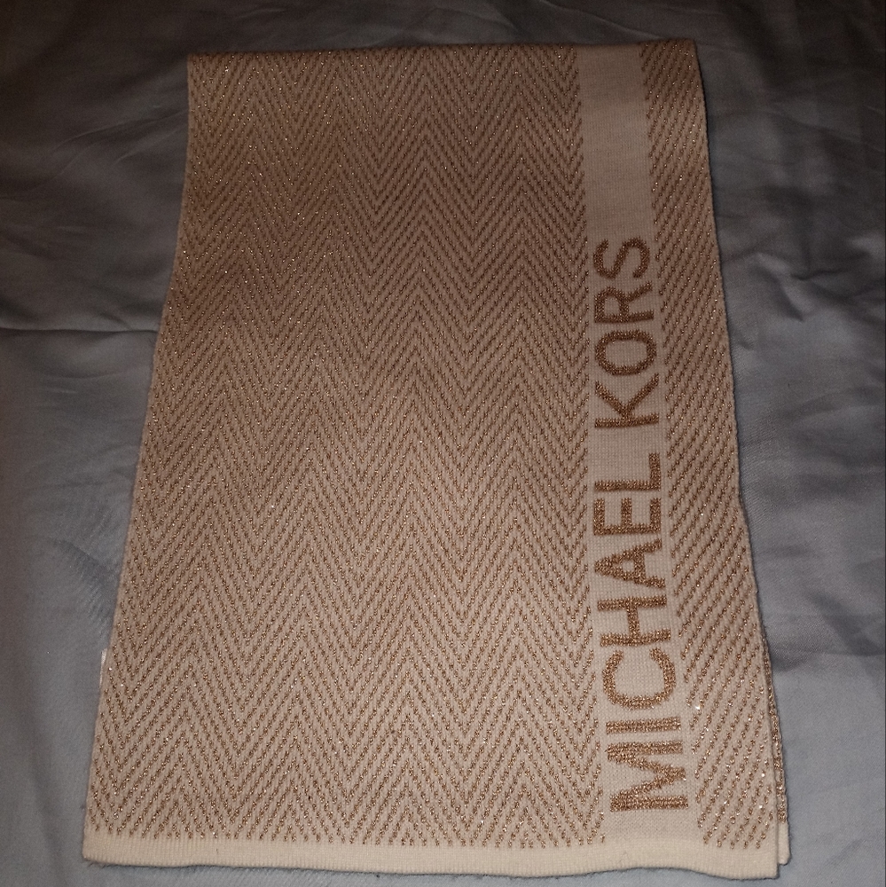 Michael Kors Winter Scarf